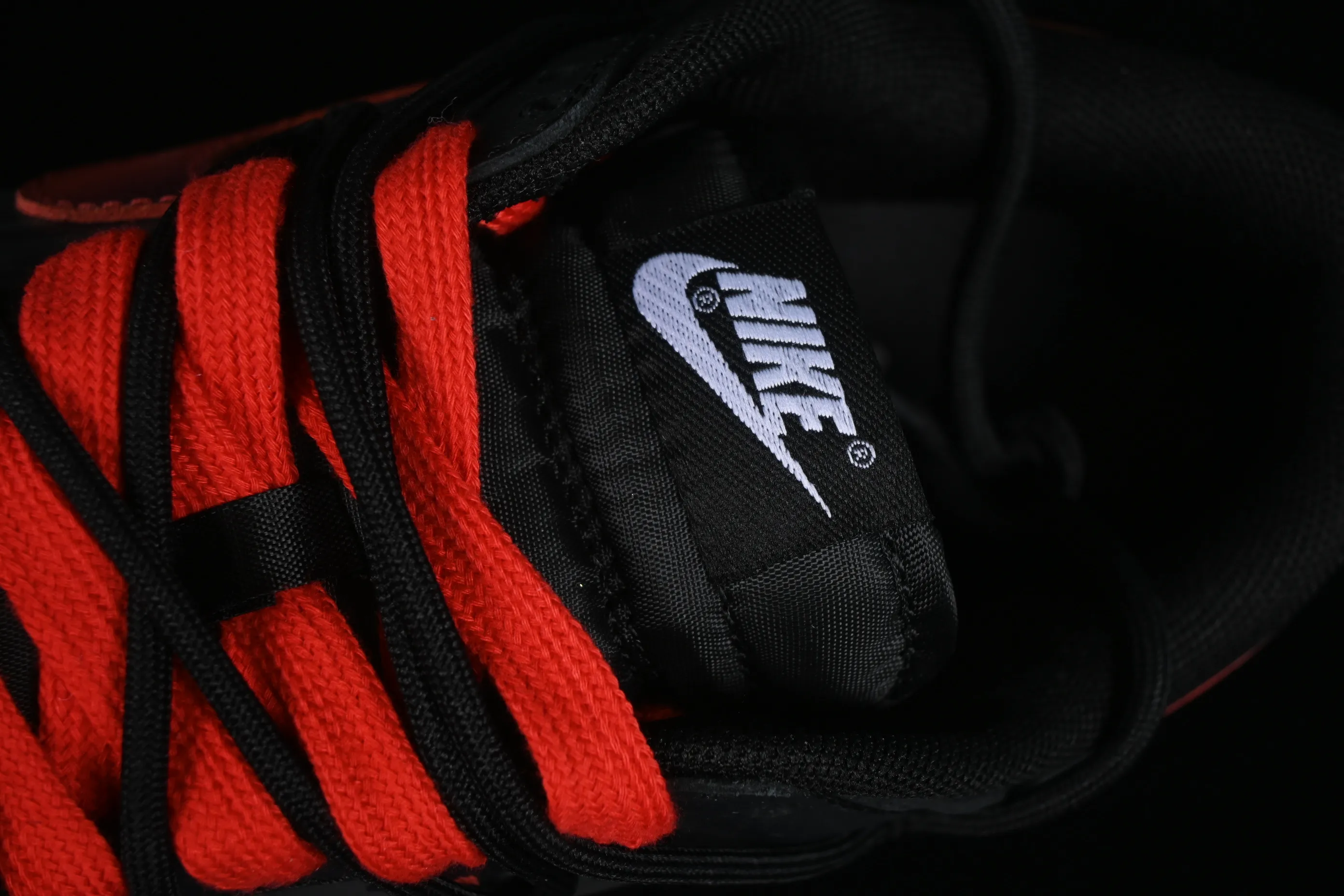 All Categories Nk SB Dunk Series Nk SB Dunk Low Low-top Sneakers Nk Dunk Low Panda Prank Space Exploration-The Infinite Abyss Cool Black SB Strappy Low-top Casual Sneakers DV0831-002